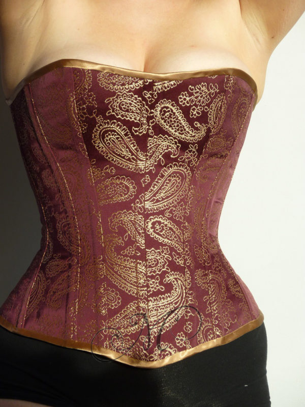 Bordeaux corset vooraanzicht